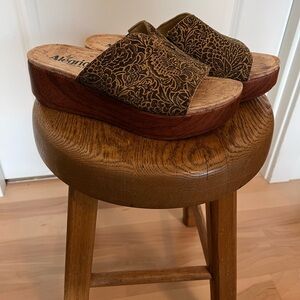 Alegria Brown Floral Sandals